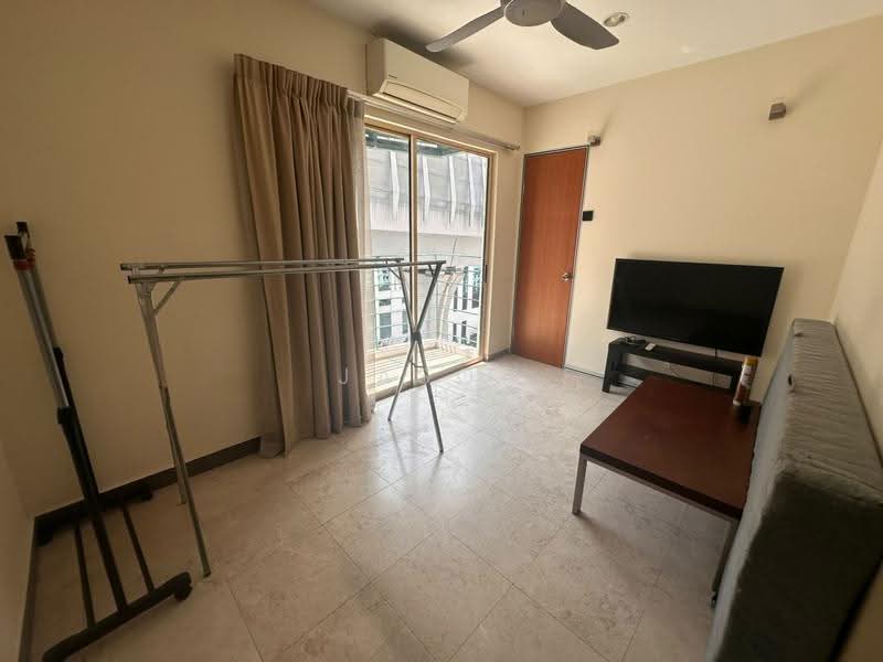 Kondominium untuk Disewa di 10 Semantan Suites - Jason Chee - Living Room - PropertyGuru.com.my