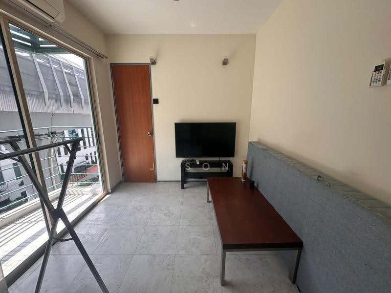 Kondominium untuk Disewa di 10 Semantan Suites - Jason Chee - Living Room - PropertyGuru.com.my