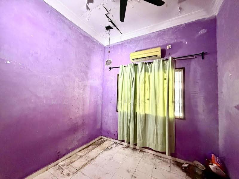 1-storey Terraced House for Sale in Seksyen 30 (Shah Alam) - Mohammad Din Majid - PropertyGuru.com.my
