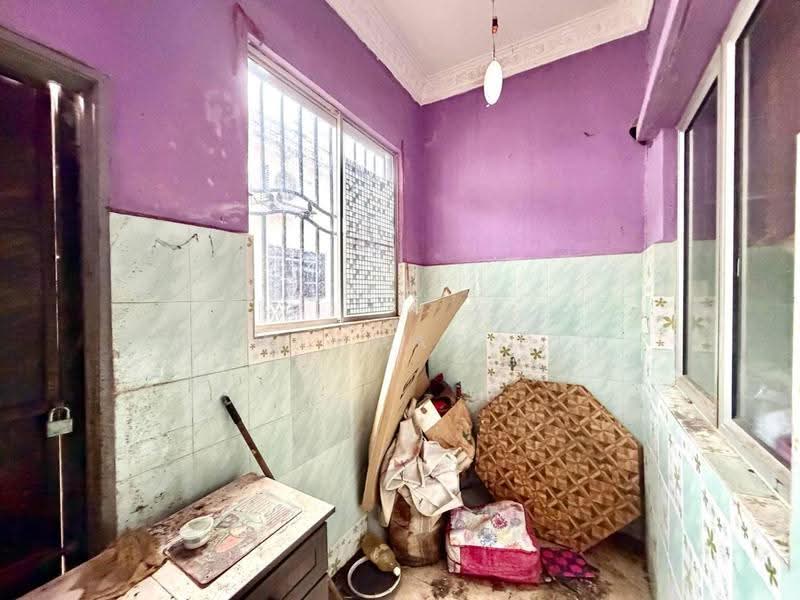 1-storey Terraced House for Sale in Seksyen 30 (Shah Alam) - Mohammad Din Majid - PropertyGuru.com.my