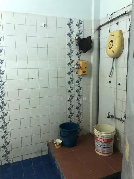 Pangsapuri untuk Dijual di PGB Plaza City Apartment (Pudu Plaza City Apartment) - Julian Tong - Bathroom - PropertyGuru.com.my