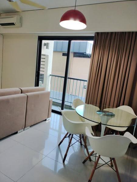 Kondominium untuk Disewa di The Peak SOHO - Vic Yong - Living Room - PropertyGuru.com.my