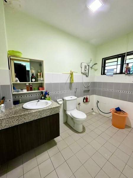 Rumah Berkembar untuk Dijual di Taman Nusa Idaman (Iskandar Puteri (Nusajaya)) - Jameson Choo - Bathroom - PropertyGuru.com.my