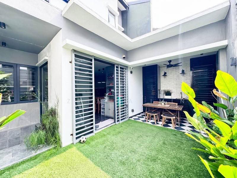 Terraced House for Sale in Sungai Buloh (Selangor) - Nazrin Hakimin - Exterior - PropertyGuru.com.my