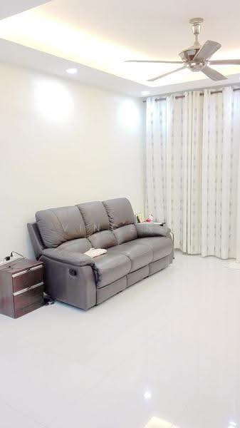 Kondominium untuk Dijual di D'Piazza - Vincent Ooi - Living Room - PropertyGuru.com.my