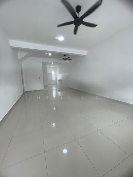 2-storey Terraced House for Rent in Seremban (Negeri Sembilan) - Justin Lim - Living Room - PropertyGuru.com.my