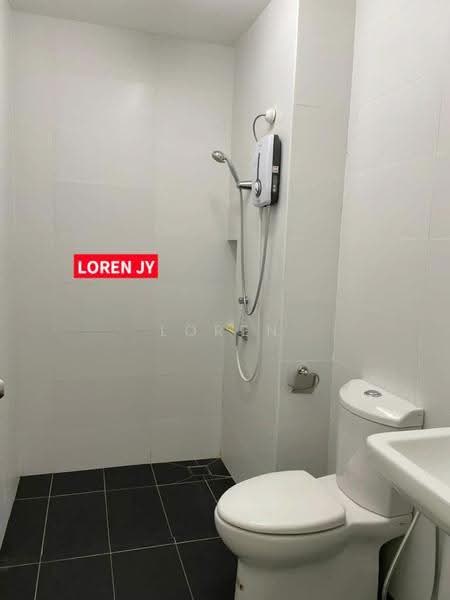 Terraced House for Rent in Bandar Cassia (Batu Kawan) - Loren Jia Ying - Bathroom - PropertyGuru.com.my