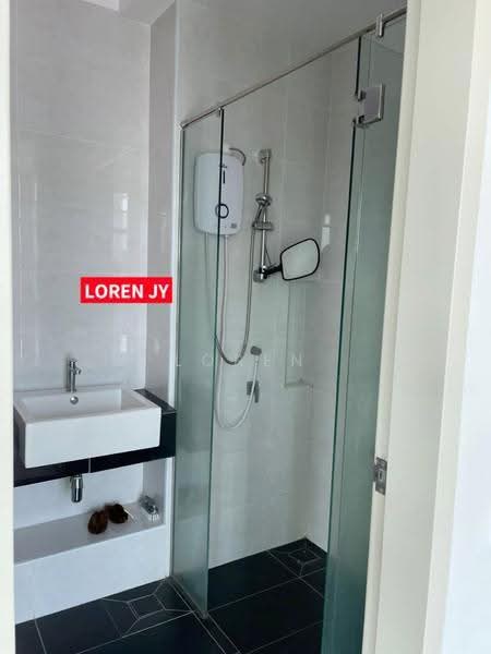 Terraced House for Rent in Bandar Cassia (Batu Kawan) - Loren Jia Ying - Bathroom - PropertyGuru.com.my