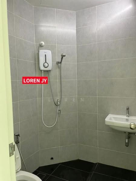 Terraced House for Rent in Bandar Cassia (Batu Kawan) - Loren Jia Ying - Bathroom - PropertyGuru.com.my