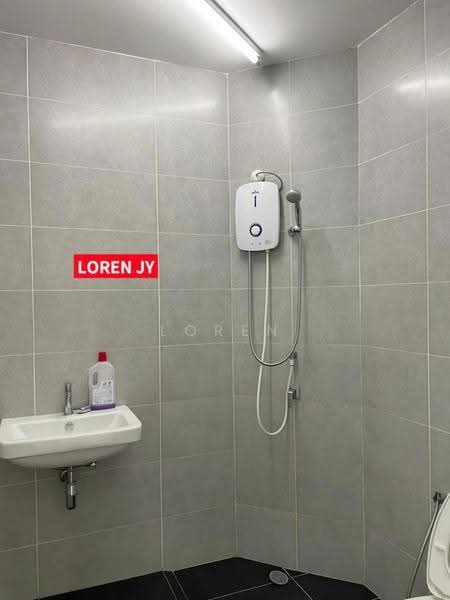Terraced House for Rent in Bandar Cassia (Batu Kawan) - Loren Jia Ying - Bathroom - PropertyGuru.com.my