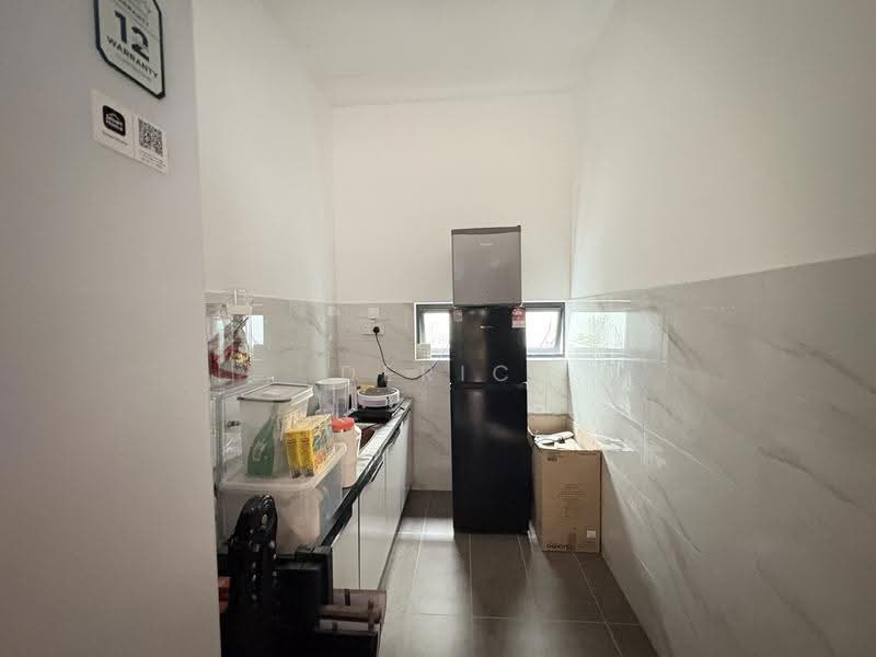 Cluster House for Sale in Johor Bahru (Johor) - Deric Ng - Kitchen - PropertyGuru.com.my
