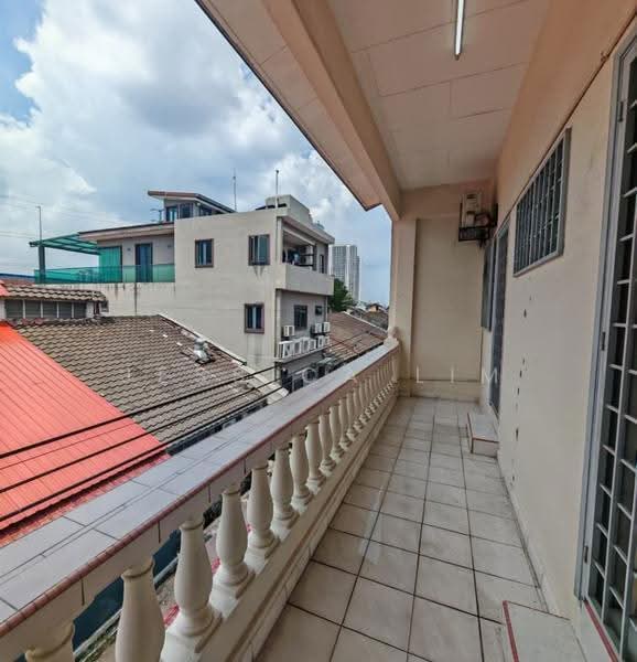 Rumah Teres 2-Tingkat untuk Dijual di Kepong Baru (Kepong) - Jessica Lim - Balcony - PropertyGuru.com.my
