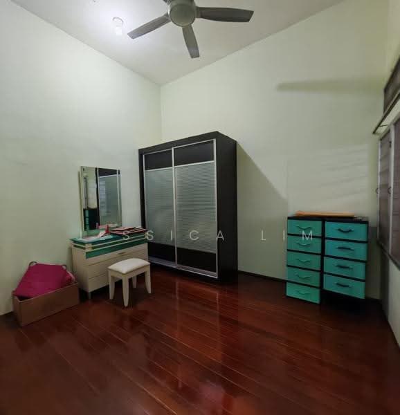 Rumah Teres 2-Tingkat untuk Dijual di Kepong Baru (Kepong) - Jessica Lim - Bedroom - PropertyGuru.com.my