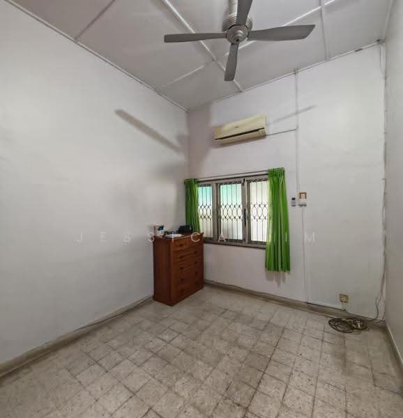 Rumah Teres 2-Tingkat untuk Dijual di Kepong Baru (Kepong) - Jessica Lim - Bedroom - PropertyGuru.com.my