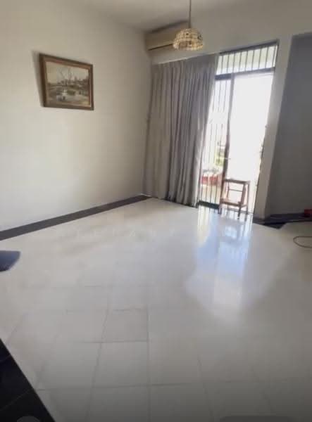 3-storey Terraced House for Sale in Mount Pleasure (Batu Ferringhi) - Stefany Kee - Living Room - PropertyGuru.com.my
