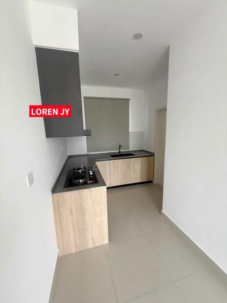 Townhouse for Rent in Bandar Cassia (Batu Kawan) - Loren Jia Ying - Kitchen - PropertyGuru.com.my