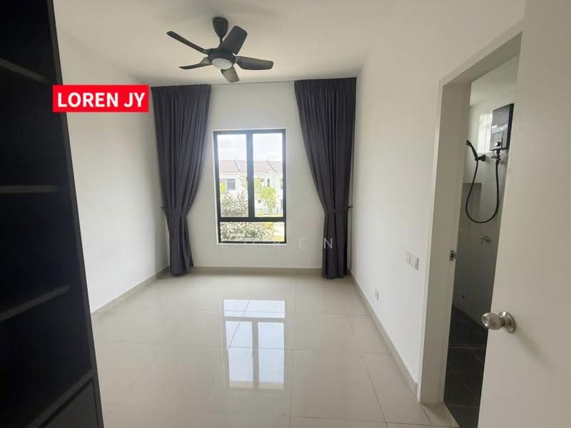 Townhouse for Rent in Bandar Cassia (Batu Kawan) - Loren Jia Ying - Bathroom - PropertyGuru.com.my