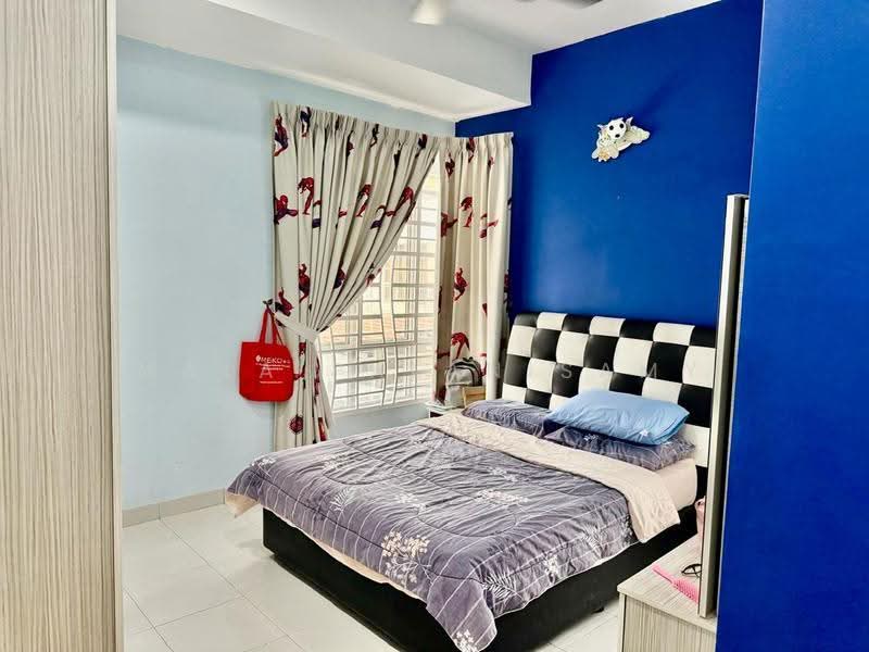 Semi-Detached House for Sale in Bandar Parklands (Klang) - Mala Palanisamy - Bedroom - PropertyGuru.com.my