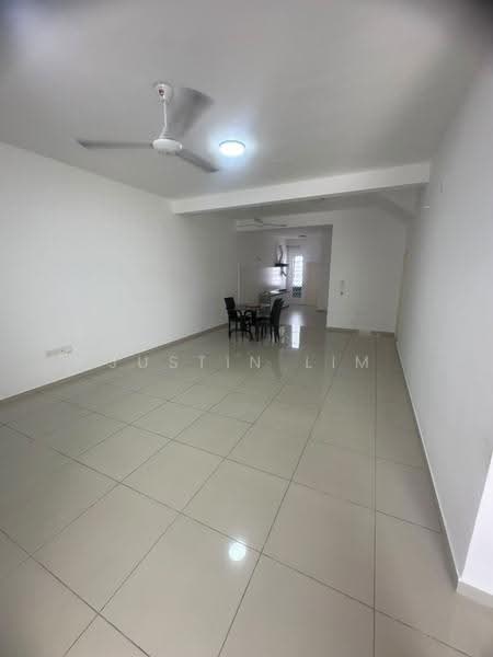 2-storey Terraced House for Rent in Seremban (Negeri Sembilan) - Justin Lim - Living Room - PropertyGuru.com.my