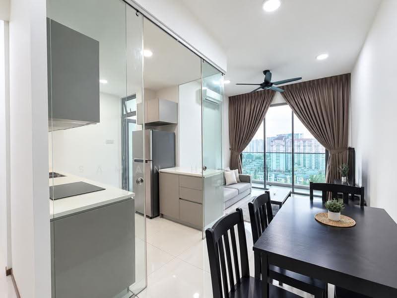 Kediaman Servis untuk Disewa di Crescent Bay Suites (Teluk Bayu) - Samantha Teng - Kitchen - PropertyGuru.com.my
