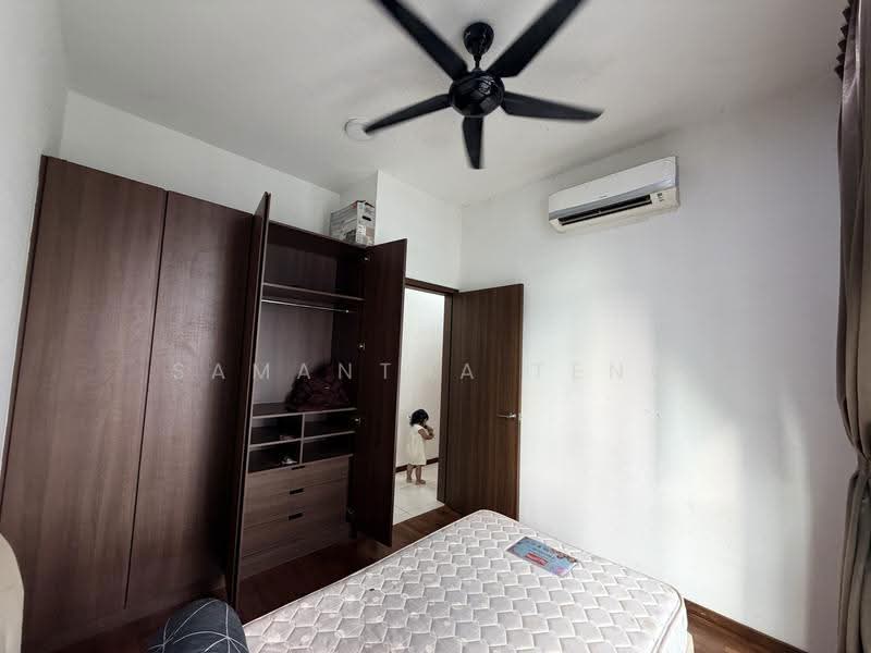 Kediaman Servis untuk Disewa di Crescent Bay Suites (Teluk Bayu) - Samantha Teng - Bedroom - PropertyGuru.com.my