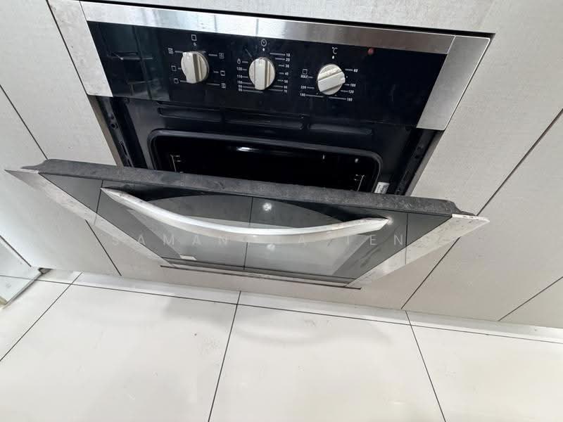Kediaman Servis untuk Disewa di Crescent Bay Suites (Teluk Bayu) - Samantha Teng - PropertyGuru.com.my