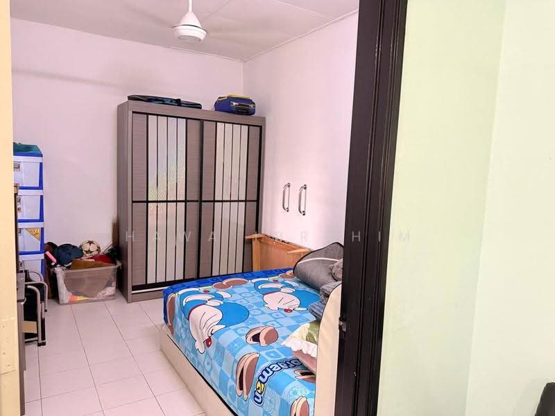 Apartment for Sale at Teratai Apartment @ Taman Sutera - Hawa Ibrahim - Bedroom - PropertyGuru.com.my