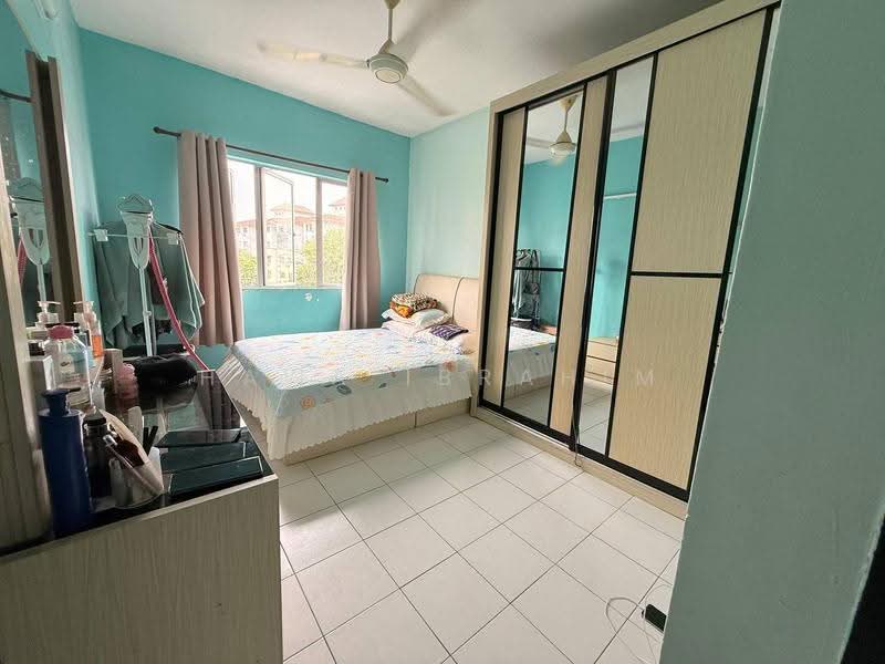 Apartment for Sale at Teratai Apartment @ Taman Sutera - Hawa Ibrahim - Bedroom - PropertyGuru.com.my