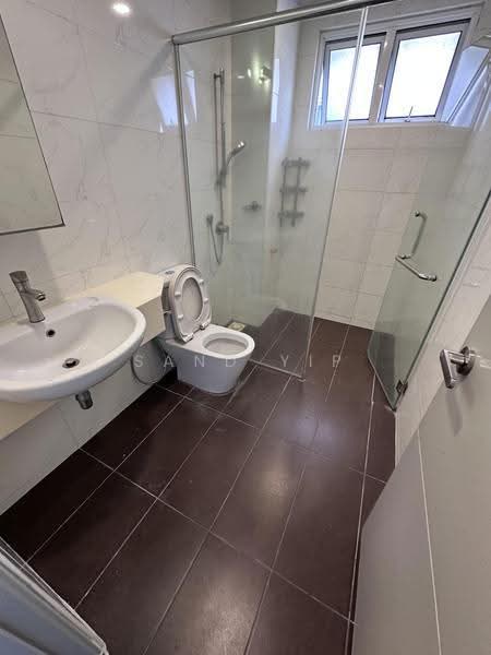 Kondominium untuk Disewa di Hijauan Saujana - Sand Yip - Bathroom - PropertyGuru.com.my