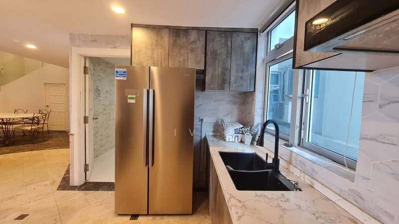 Condominium for Rent at Bayu Angkasa - Ivy Wong - Kitchen - PropertyGuru.com.my