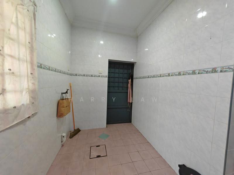 2-storey Terraced House for Sale in Taman Cheng Baru (Cheng) - Harry Law - Interior - PropertyGuru.com.my