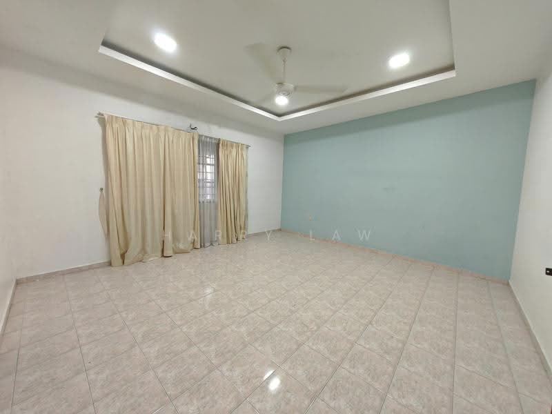 2-storey Terraced House for Sale in Taman Cheng Baru (Cheng) - Harry Law - Interior - PropertyGuru.com.my