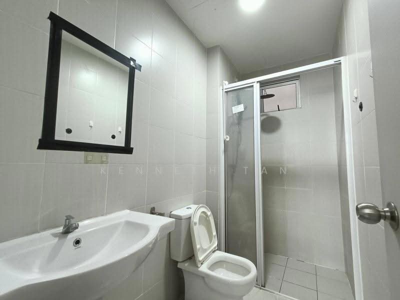 Service Residence for Rent at Meridin Bayvue @ Sierra Perdana - Kenneth Tan - Bathroom - PropertyGuru.com.my