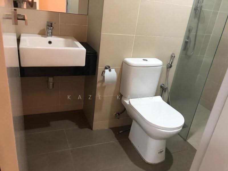 Kondominium untuk Disewa di Tropicana Bay Residences - Kaze Kang - Bathroom - PropertyGuru.com.my