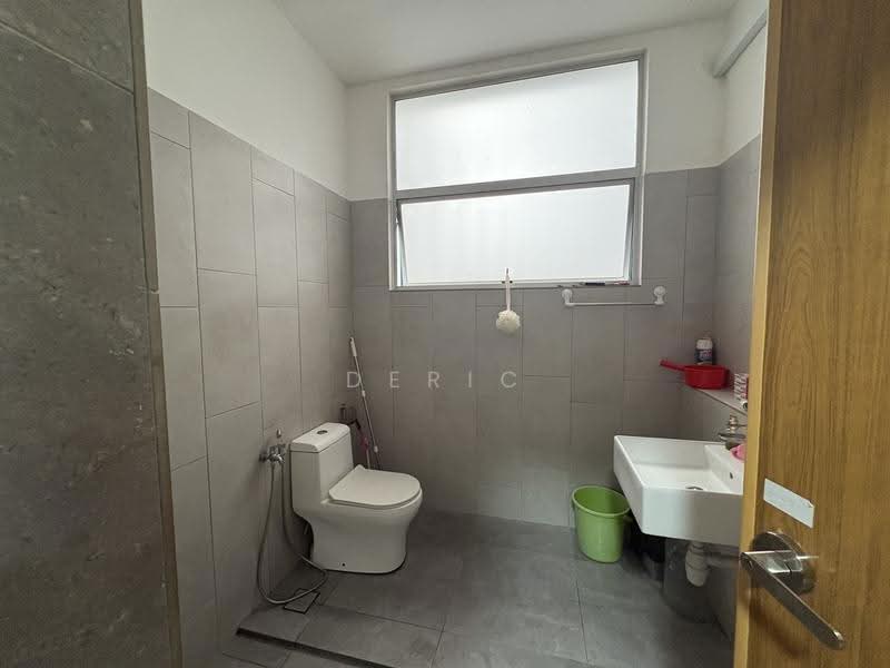 2-storey Terraced House for Sale in Skudai (Johor) - Deric Ng - Bathroom - PropertyGuru.com.my
