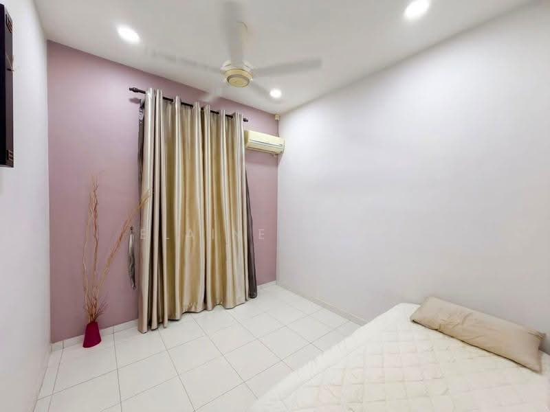Rumah Teres 2-Tingkat untuk Disewa di Setia Tropika (Johor Bahru) - Elaine Chan - Bedroom - PropertyGuru.com.my