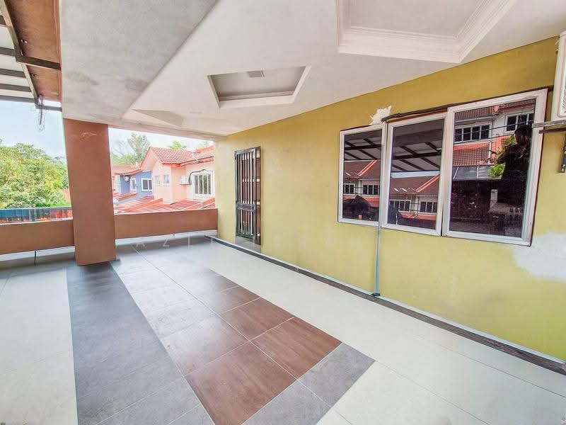 2-storey Terraced House for Sale in Taman Harmoni Kajang (Kajang) - Azli Ibrahim - Balcony - PropertyGuru.com.my