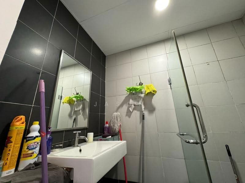 Service Residence for Rent at Centrestage Designer Suite - Jason Chee - Bathroom - PropertyGuru.com.my
