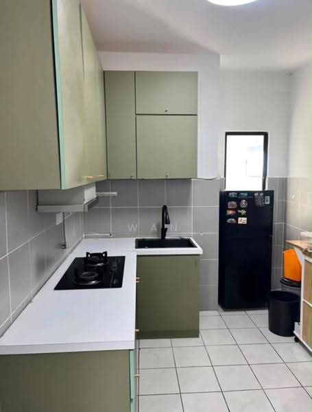 Pangsapuri untuk Disewa di Residensi Larkin Indah - Wan Ning - Kitchen - PropertyGuru.com.my