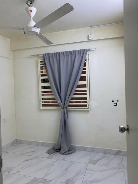 Flat for Rent at TRI PINNACLE - Kaze Kang - PropertyGuru.com.my