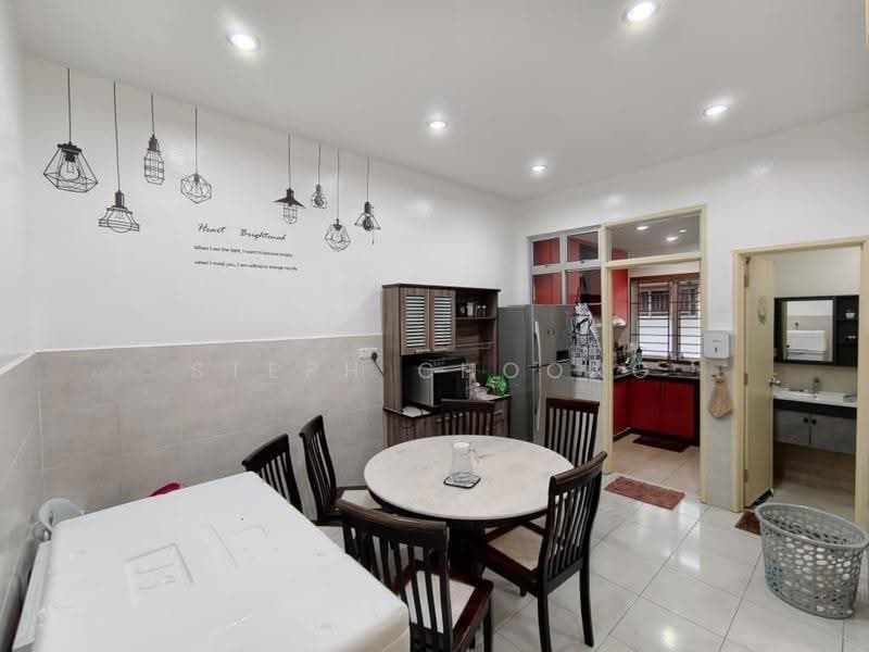 2-storey Terraced House for Sale in Bukit Indah (Iskandar Puteri (Nusajaya)) - Steph Choong - Kitchen - PropertyGuru.com.my