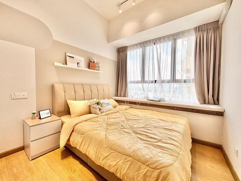 Condominium for Sale at Royal Strand @ Country Garden Danga Bay - Hui Hui Lim - Bedroom - PropertyGuru.com.my
