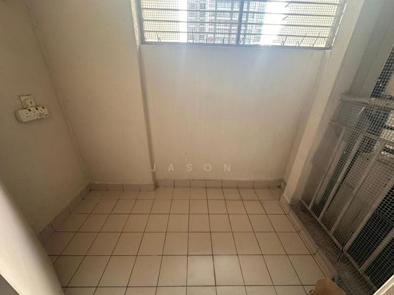 Kondominium untuk Disewa di The Tamarind - Jason Chee - Balcony - PropertyGuru.com.my
