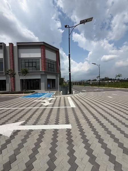 Shop for Rent in Bandar Gamuda Gardens (Rawang) - Jayden Tong - Exterior - PropertyGuru.com.my