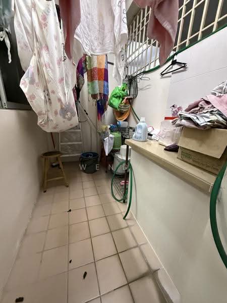 Pangsapuri untuk Dijual di Pangsapuri Seri Cemerlang - Wendy Pey - Balcony - PropertyGuru.com.my