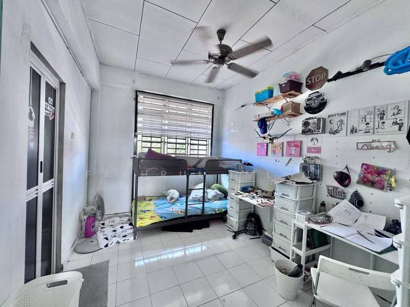 Rumah Teres 2-Tingkat untuk Dijual di Taman Scientex Pasir Gudang (Pasir Gudang) - Fakhrul Imlan - Bedroom - PropertyGuru.com.my