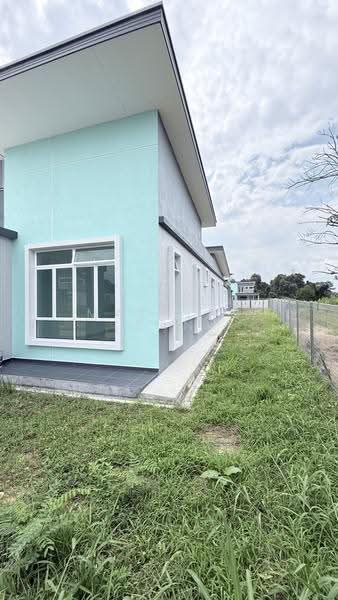 Semi-Detached House for Sale in Taman Tanjung Minyak Utama (Tanjong Minyak) - Mathias Tan - Exterior - PropertyGuru.com.my