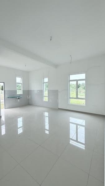 Semi-Detached House for Sale in Taman Tanjung Minyak Utama (Tanjong Minyak) - Mathias Tan - Interior - PropertyGuru.com.my