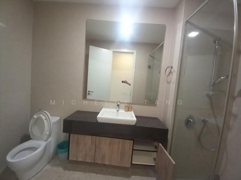 Condominium for Rent at Pavilion Hilltop - Michelle Tang - Bathroom - PropertyGuru.com.my