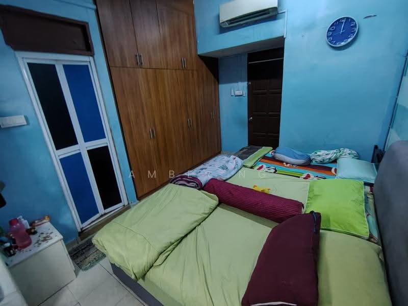 2-storey Terraced House for Sale in Taman Sri Rampai (Wangsa Maju) - Amber Ng - Bedroom - PropertyGuru.com.my